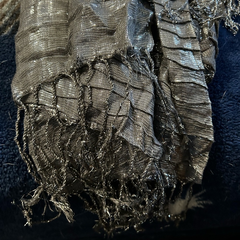 Scarf - Picture 2 of 3